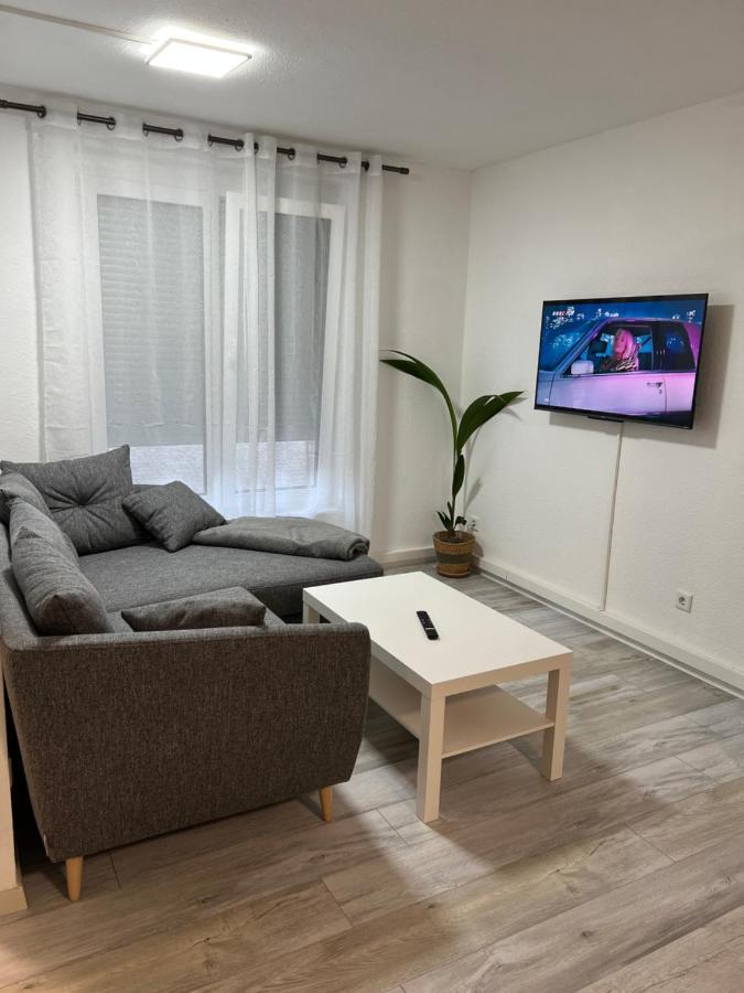 Deniz'S Serviced Apartment. Niederaula Dış mekan fotoğraf