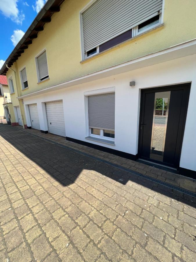 Deniz'S Serviced Apartment. Niederaula Dış mekan fotoğraf
